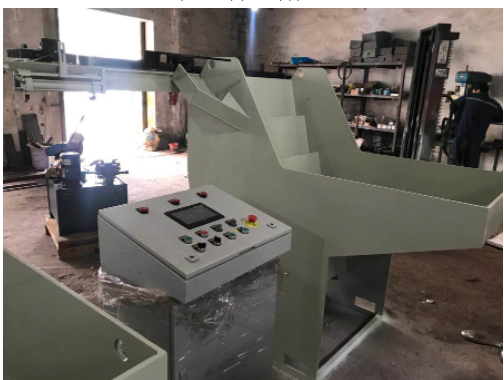 高頻加熱爐自動上料機